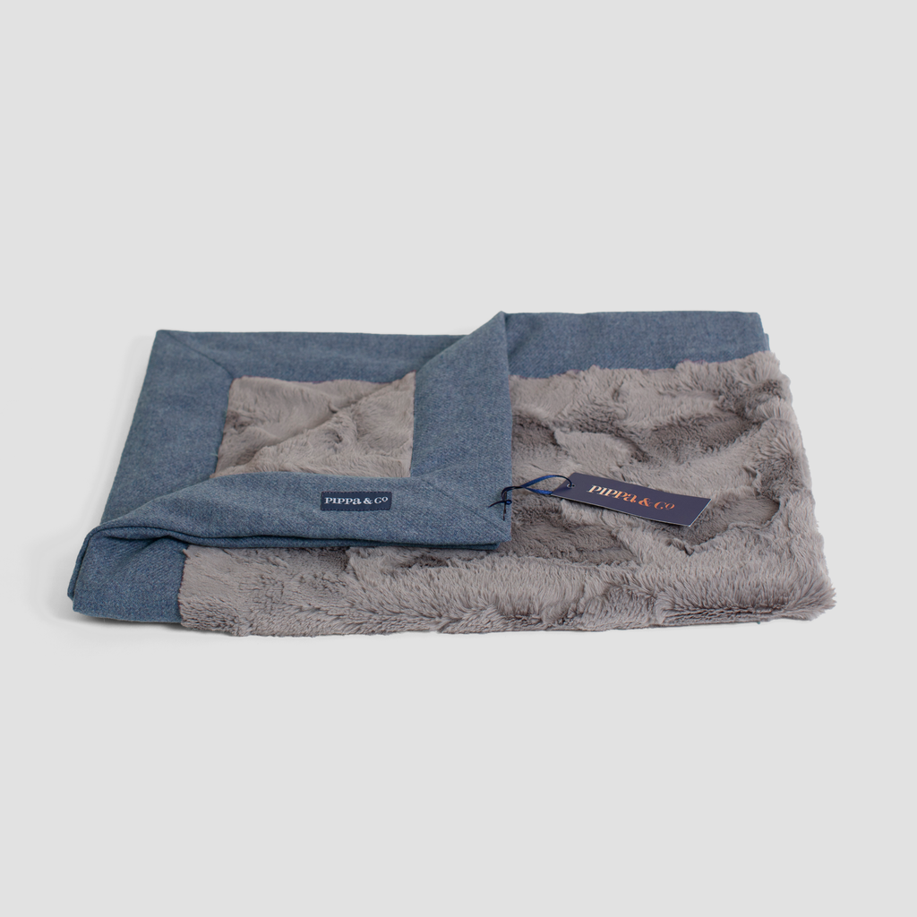 Pippa & Co Luxury Dog Blanket - Infinity Blue